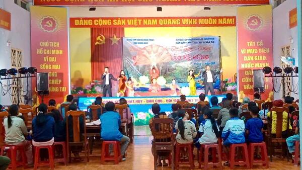 ĐẨY MẠNH TUYÊN TRUYỀN CẢI CÁCH HÀNH CHÍNH THÔNG QUA THÔNG TIN ĐẠI CHÚNG, THÔNG QUA CÁC HỌP THÔN - NÂNG CAO HIỆU QUẢ PHỤC VỤ NHÂN DÂN